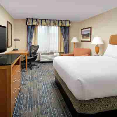 Hilton Garden Inn Yakima Downtown Rooms