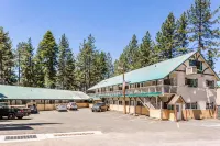 Econo Lodge Inn & Suites Heavenly Village Area Hotels in South Lake Tahoe
