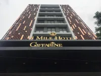 8 Mile Hotel Hotels in 
