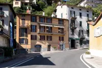 Co-a391-Caal49a1 - Family Nest on Lake Como