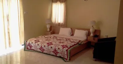 Meridian Drive Hotel Các khách sạn ở Dangme West
