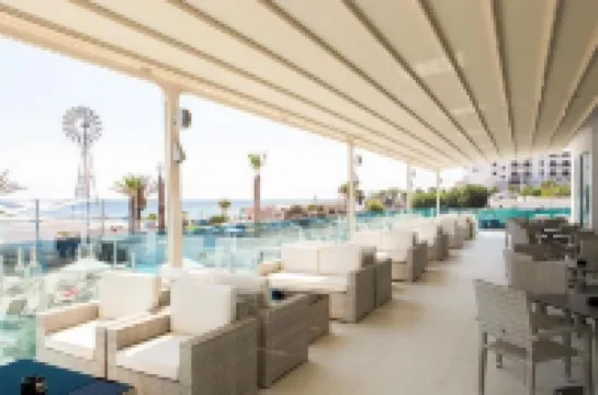 Vrissaki Beach Hotel