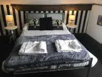 The Swan Taphouse Hotels in Ironbridge