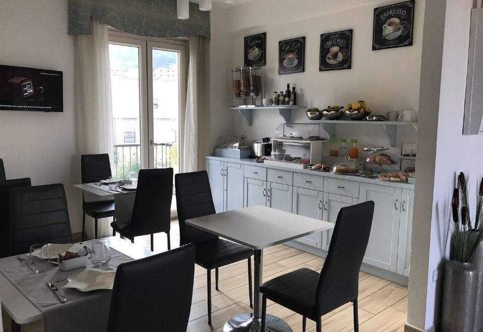 Hotel Bella Tropea Accommodation, Dining, Restaurant