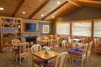 Poulsbo Inn & Suites - Pool
