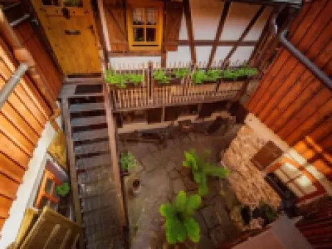 アパートメント アルテス ヒンター ホイセル フライブルクのホテル