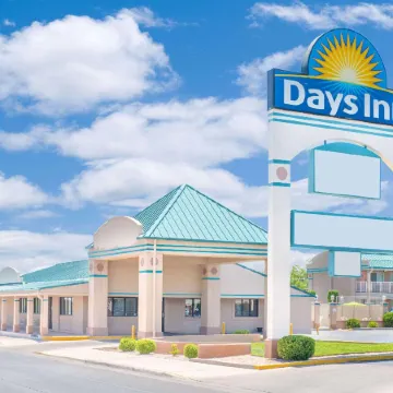 Days Inn by Wyndham Roswell