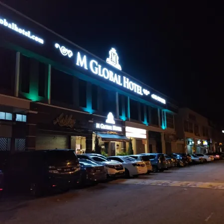 M Global Hotel