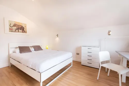 Tooting Broadway Studios & Rooms by PrimeCityHosts Hotel di Mitcham