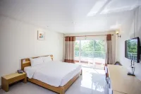 Zen Garden Resort Hotels near Wat Si Sakorn
