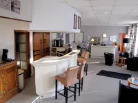 Logis Hotel le Cerf Hotels in Gien