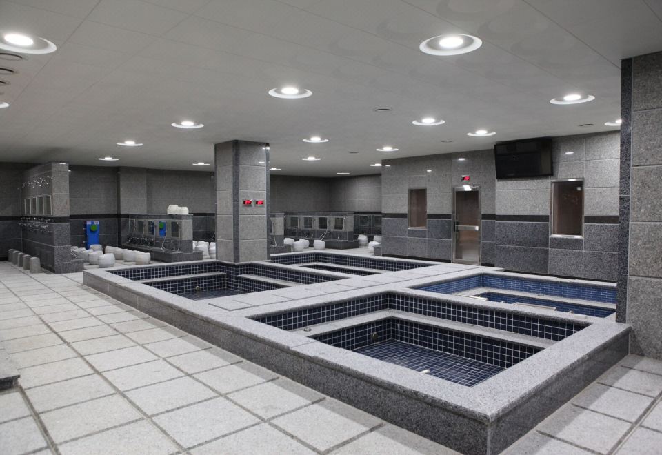 4. 진주동방호텔..