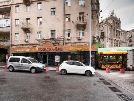 CityApartments Kyiv Maidan Отели рядом с достопримечательностью «Андреевский спуск»