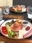 Queen Bee Hotel - Breakfast