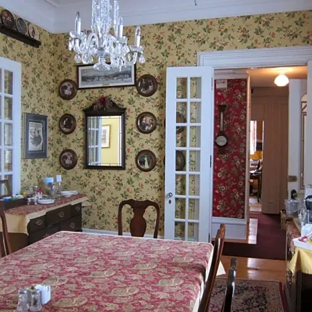 McGee's Inn