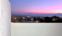 Charm Airport Hotels in Lazzaro