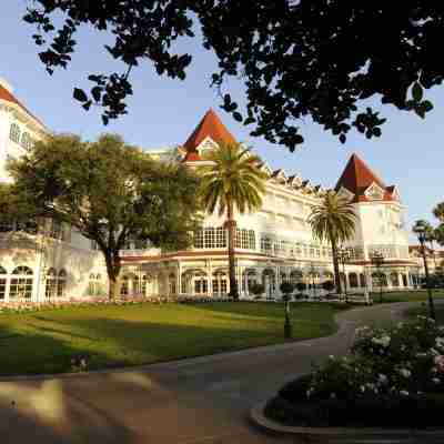 Disney's Grand Floridian Resort & Spa Hotel Exterior