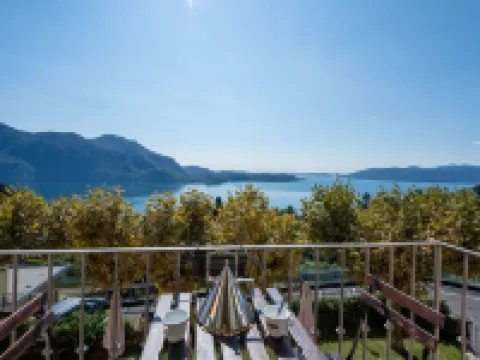 Vittoria Hotels in Ghiffa