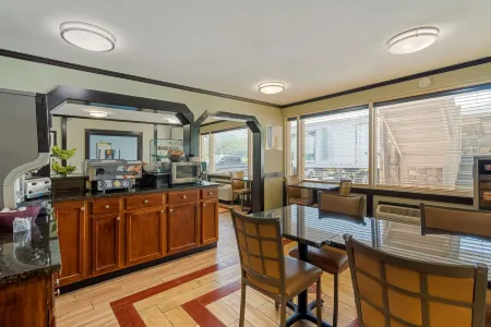 Best Western Smoky Mountain Inn Отели в г. Скотт Крик