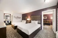 Clarion Inn & Suites Across from Universal Orlando Resort Hotels in Orlando