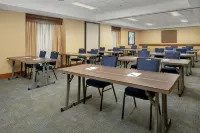 Homewood Suites by Hilton Hillsboro/Beaverton - parking