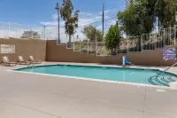 Hampton Inn Norco-Corona-Eastvale - Pools