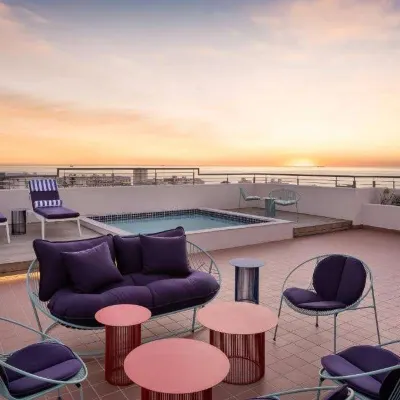 Home Suite Hotels Sea Point Hotels near Three Anchor Bay