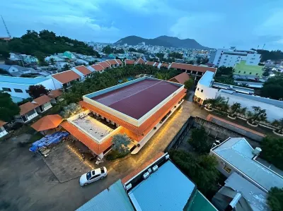 Hà Tiên Xưa Event & Resort Hotels in Горад Хацьен