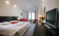 Admiral Grand Hotel Hotels in Sudurad