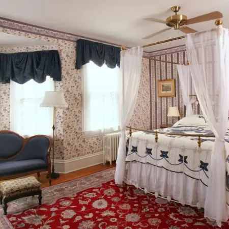 The Queen Victoria