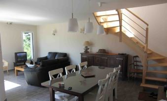 House with 4 Bedrooms in Lancieux, with Wonderful City View, Enclosed