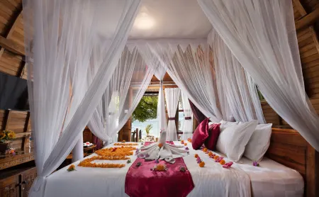 Santen Beach Bungalows Отели рядом с достопримечательностью «Нуса-Ченинган»