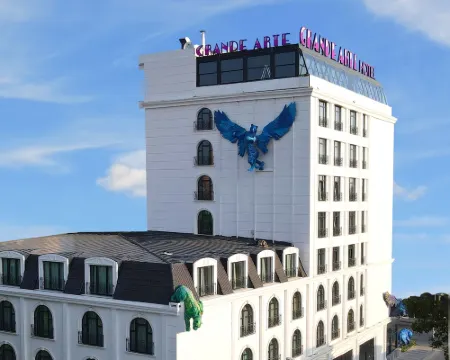 โรงแรมกรันดิ อาร์ท โรงแรมในเอสกิเซเฮียร์