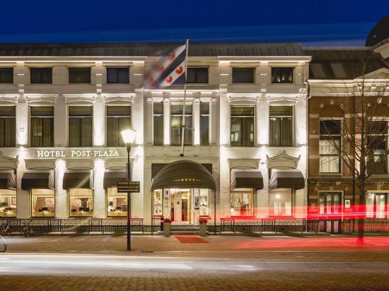 Post-Plaza Hotel & Grand Café