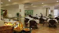Apartamentos Jardín del Conde - Aamiainen
