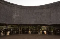 Azambezi River Lodge - breakfast