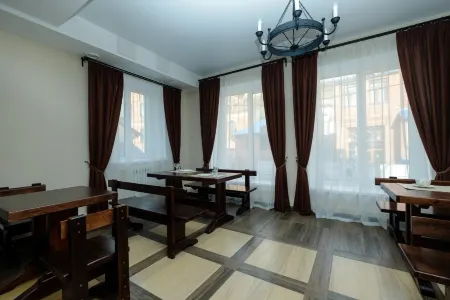 Галерея Отели рядом с достопримечательностью «Национальный исследовательский Томский политехнический университет»