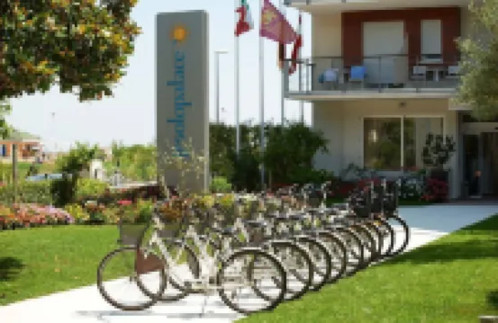 Jesolopalace Hotel & Aparthotel