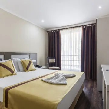 Ayhan Hotel Отели рядом с достопримечательностью «Район Калеичи»