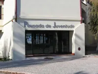 HI Almada - Pousada de Juventude Các khách sạn ở 