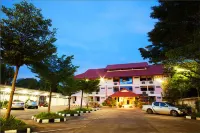 Chatsuree Mansion Отели в г. 