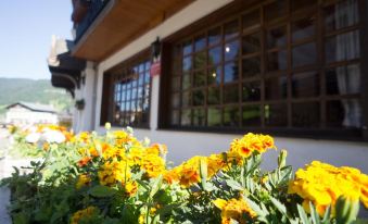 Hotel Rond Point d'Arbois