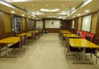 Hotel Aadhi Hotels in Mayiladuthurai