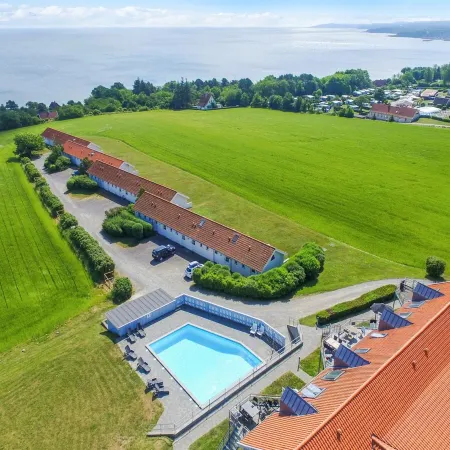 "Hertha" - 500m from the Sea Hotels in Allinge