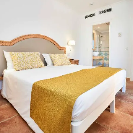 Insotel Cala Mandia Resort