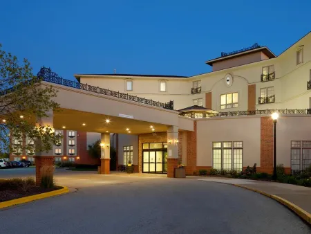 DoubleTree by Hilton Hotel Bloomington Отели в г. Блумингтон