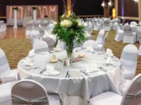 Radisson Hotel Louisville North Hotels in Clark County