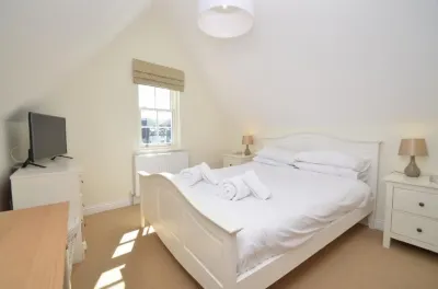 George & Dragon Hotels near Dartmouth Castle