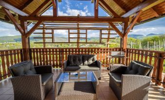 Holiday Home Blue Sky