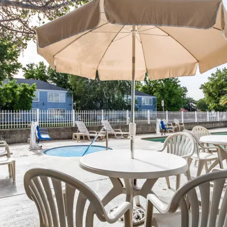 Comfort Suites Red Bluff Near I-5